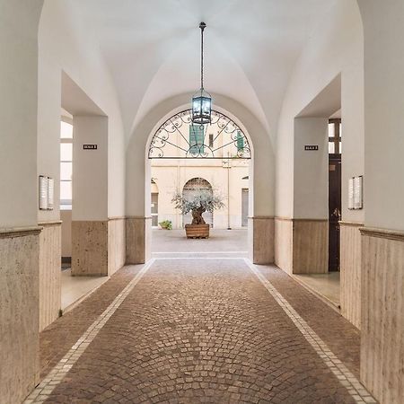 Colosseo & Colle Oppio Cozy Apartment روما المظهر الخارجي الصورة