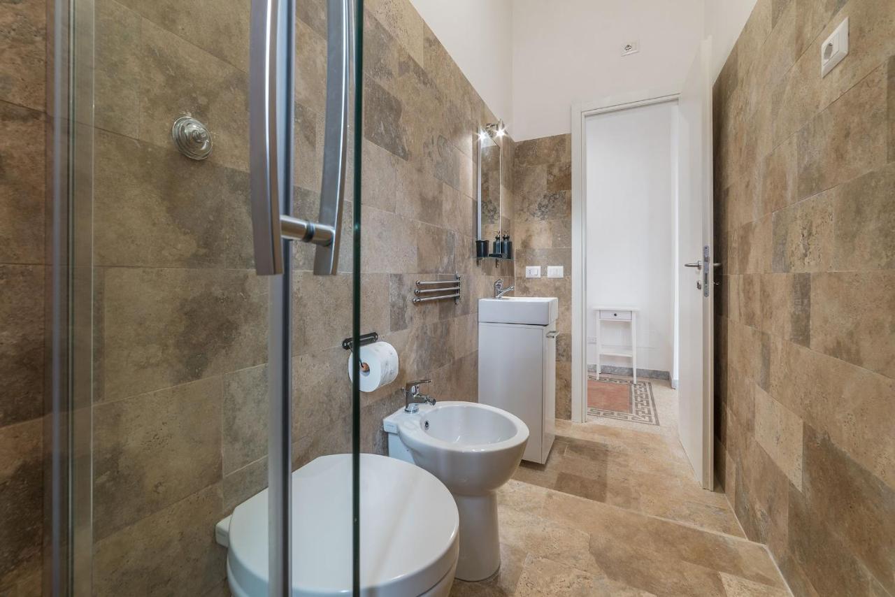 Colosseo & Colle Oppio Cozy Apartment روما المظهر الخارجي الصورة