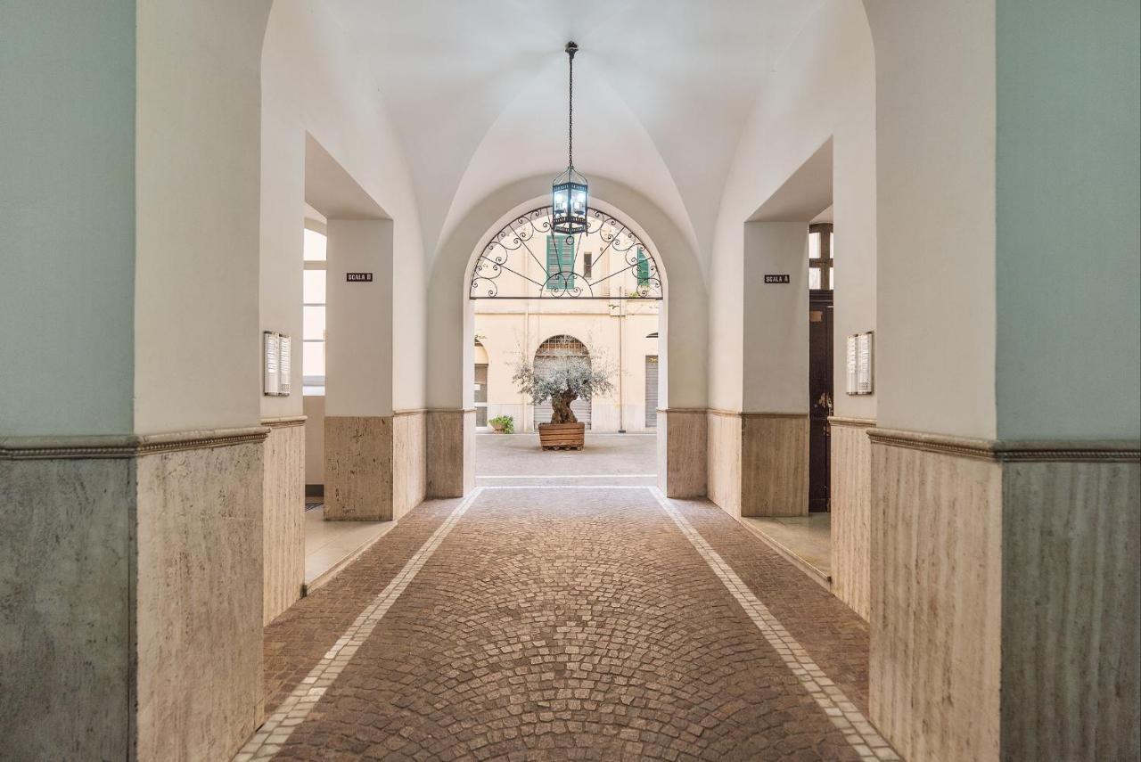 Colosseo & Colle Oppio Cozy Apartment روما المظهر الخارجي الصورة